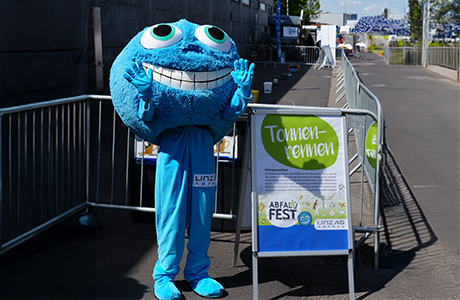 Mampfi beim Abfallfest