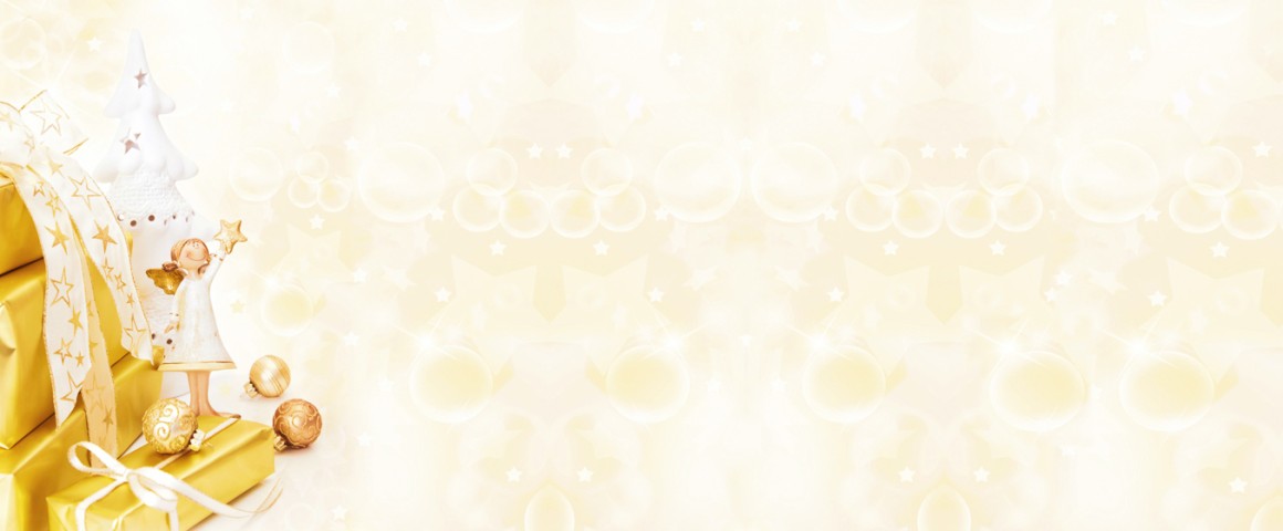 Weiß-goldenes Baummuster. Links sind Geschenke gestapelt, ein weißer Weihnachtsbaum und ein Engel.