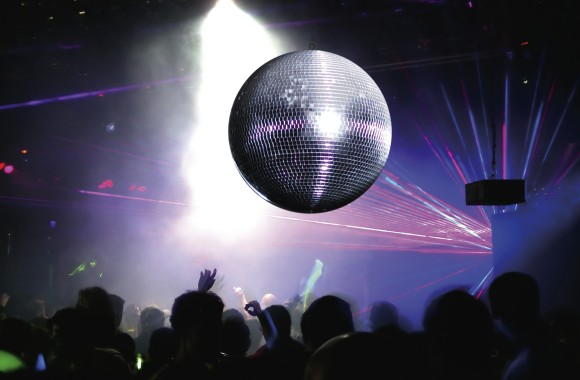 Discokugel bei der Eisdisco