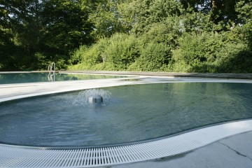 Schwimmbecken im Kinderfreibad Kudlichstraße