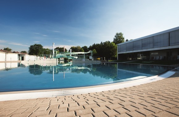 Sportbecken im Hummelhof