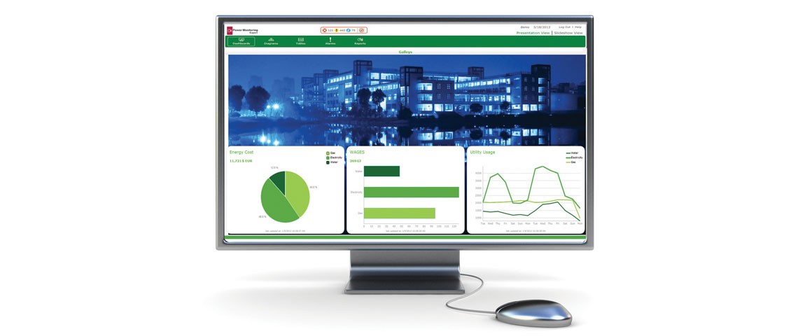 Computer mit dem geöffneten Energiemonitoringprogramm 