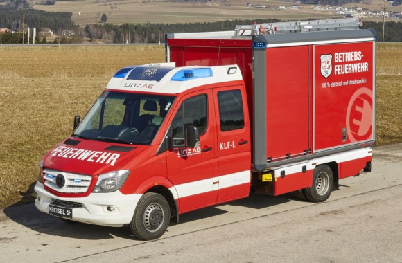 Das neue E-Feuerwehrfahrzeug der LINZ AG Betriebsfeuerwehr