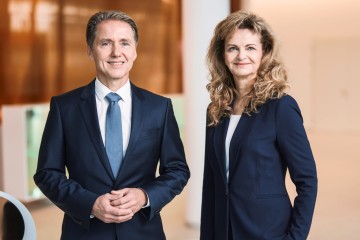 Jutta Rinner und Christian Gratzl, Geschäftsführer MANAGEMENTSERVICE LINZ GmbH