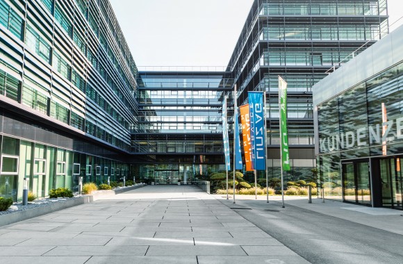 Bild des LINZ AG-Centers von vorne