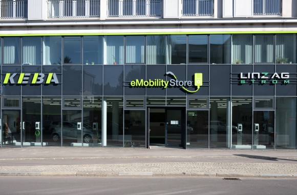 eMobility Store LINZ AG und KEBA