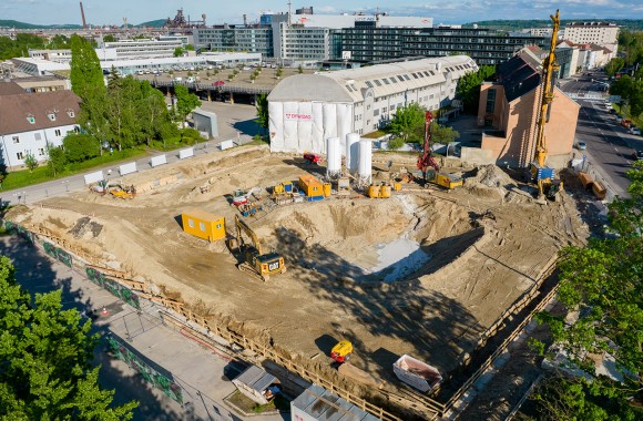 Bauplatz und Baufortschritt des neue Netzgebäudes in der Wiener Straße unweit des LINZ AG Center