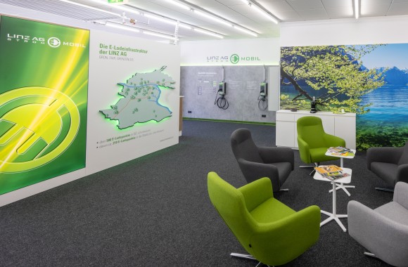 eMobility Store LINZ AG und KEBA