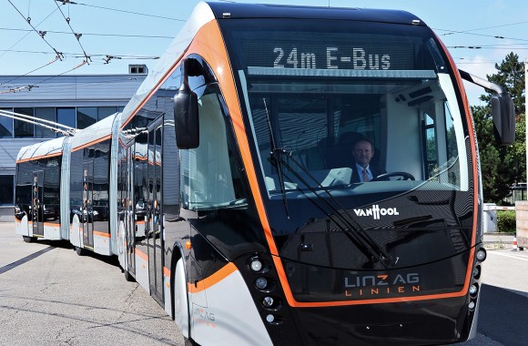 Der neue Obus von vorne