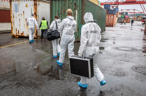 Containerterminal bei Drehaufnahmen von Soko