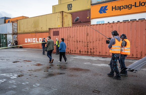 Containerterminal bei Drehaufnahmen von Soko