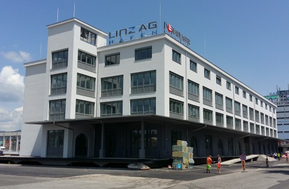 neues Bürogebäude Projekt-Neuland (Linz Hafen Gebäude)