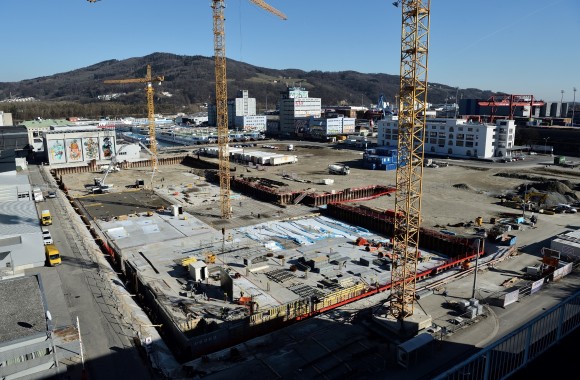 Baustelle Parkdeck im LINZ AG HAFEN. Ab Frühjahr 2020 stehen im Linzer Hafen über 600 neue Parkplätze zur Verfügung. 