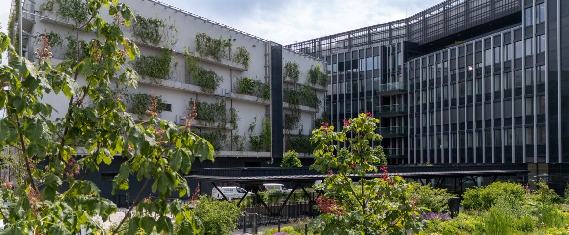 Außenaufnahme des Data Centers Linz 1 in der Oberfeldstraße 