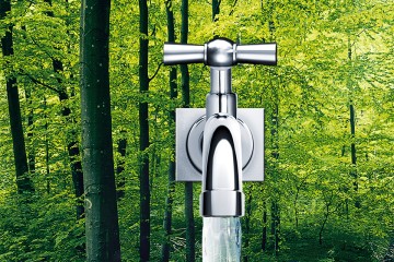 Fotomontage von Wasserhahn in Wald